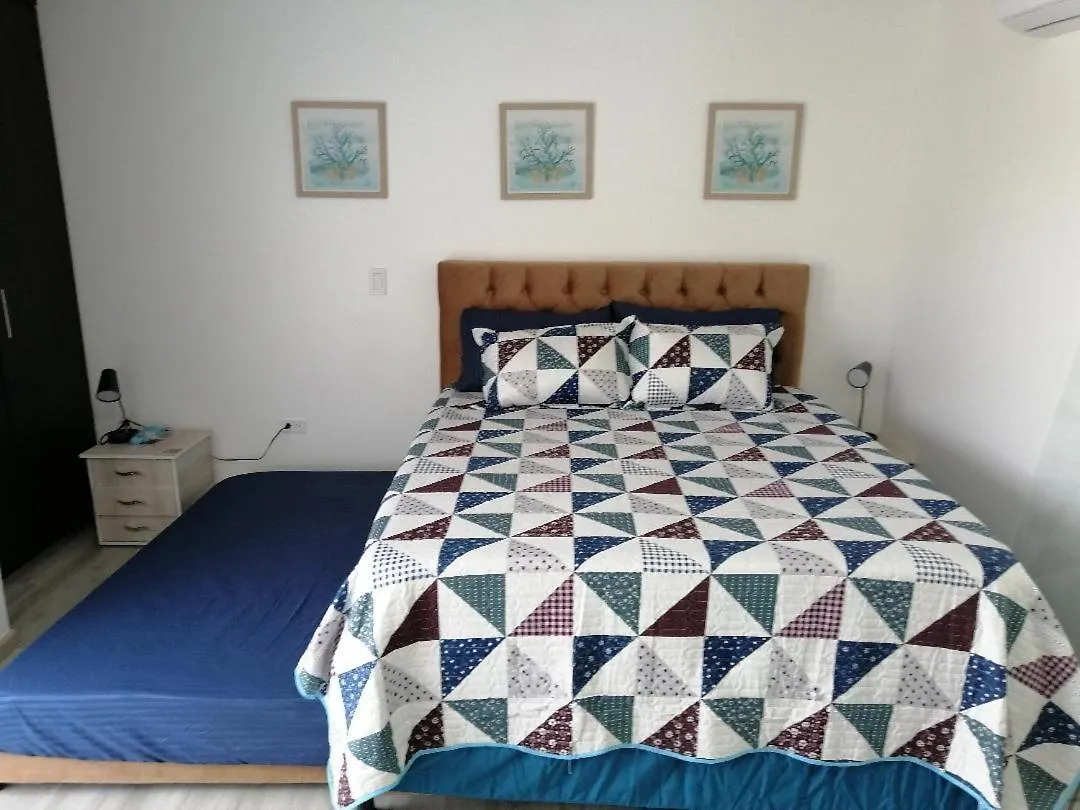 Hostal Raatid Manchy San Andres  Colombia